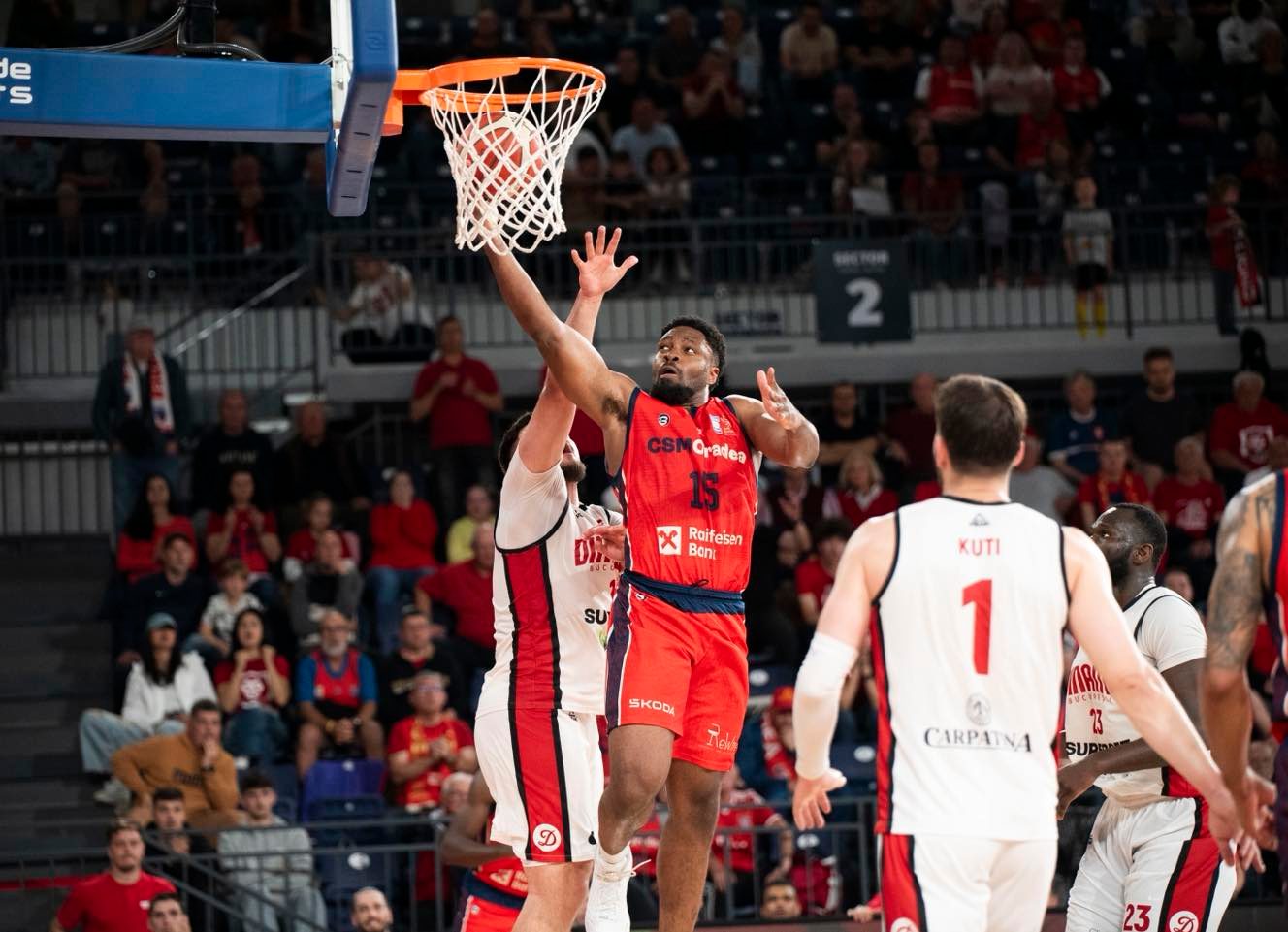CSM Oradea-Dinamo, meciul 3 al semifinalei LNBM. U-BT, aproape de calificare