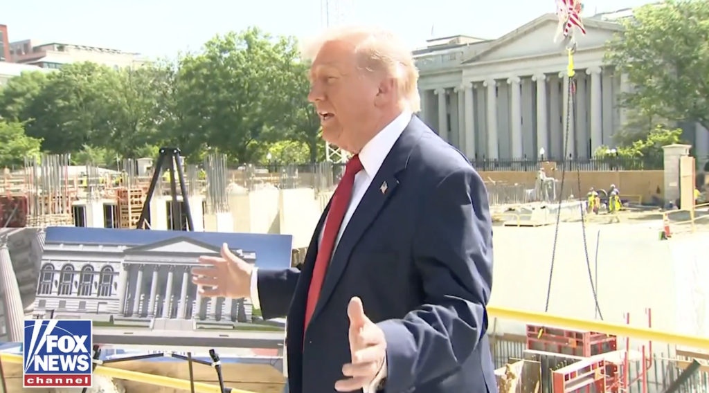 Din șantierul noii săli de bal, Trump anunță că ieri era să atace Iranul: „Mai aveam o oră”. Ce vrea să facă cu Cuba