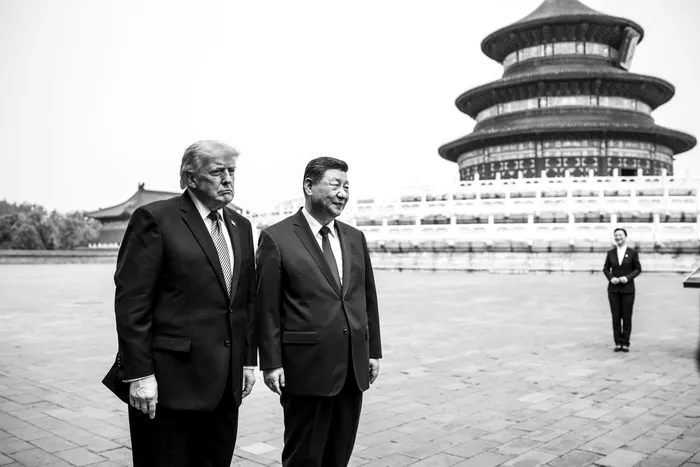 Donald Trump se laudă singur în timpul vizitei la Xi. Cum a ajuns să-i dea dreptate liderului chinez care a spus că SUA este o „națiune în declin”