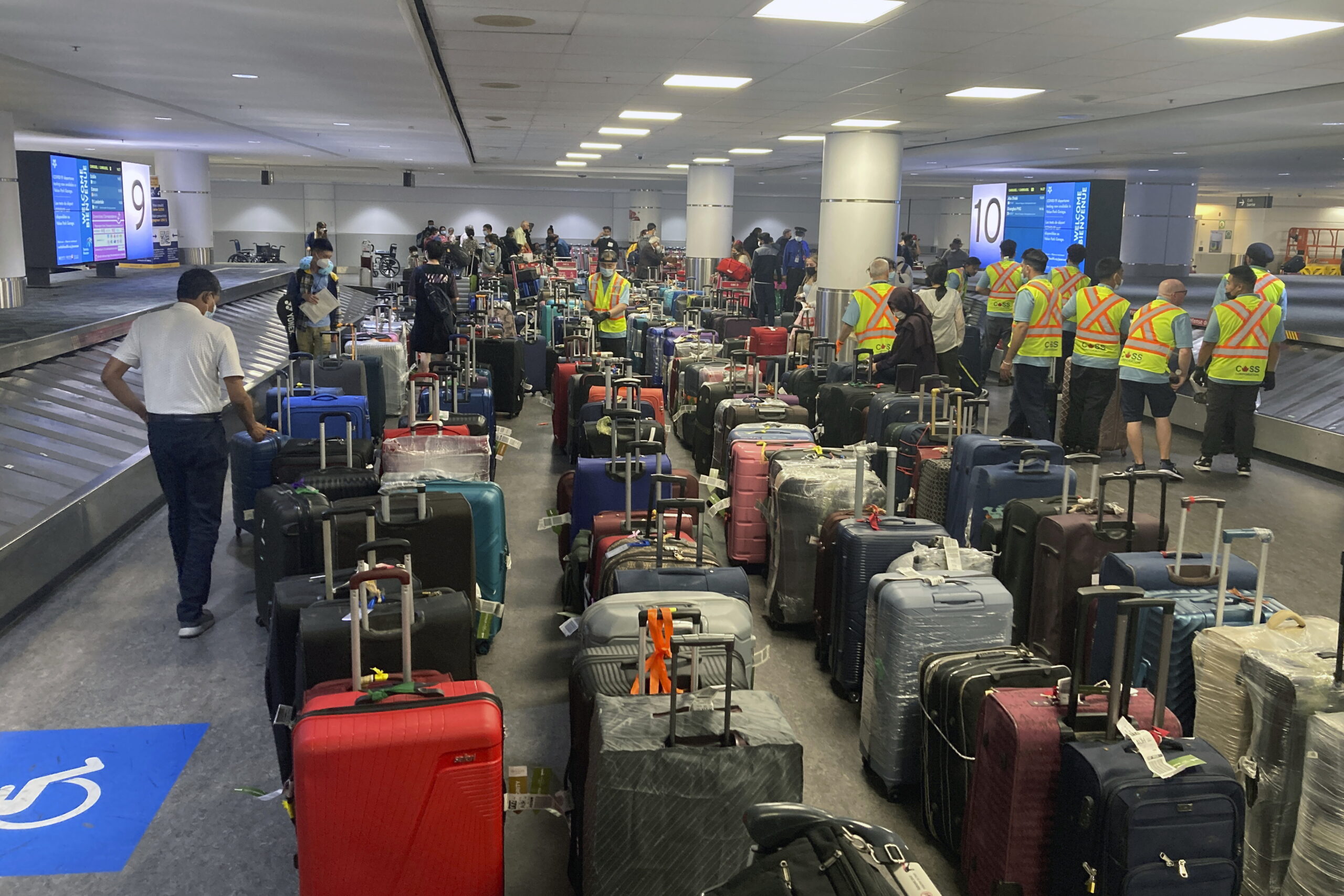 Eroare la scannerul din aeroport: un indian a ajuns în închisoare din cauza unor condimente