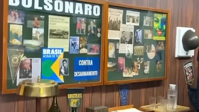 Filmul care îl transformă pe Bolsonaro într-un erou provoacă un scandal politic uriaș în Brazilia înaintea alegerilor