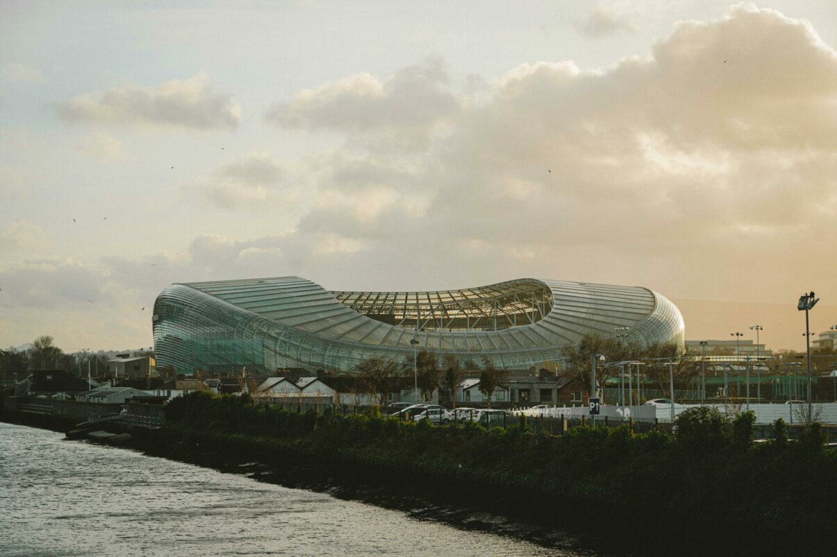 Fotbaliști și artiști irlandezi cer boicotarea meciurilor Irlanda – Israel