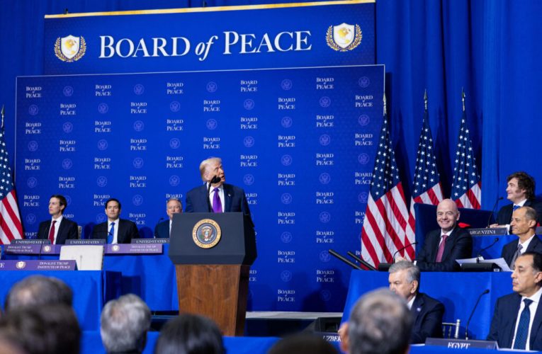 FT: Consiliul pentru Pace al lui Trump, blocat cu „zero dolari” în fondul oficial