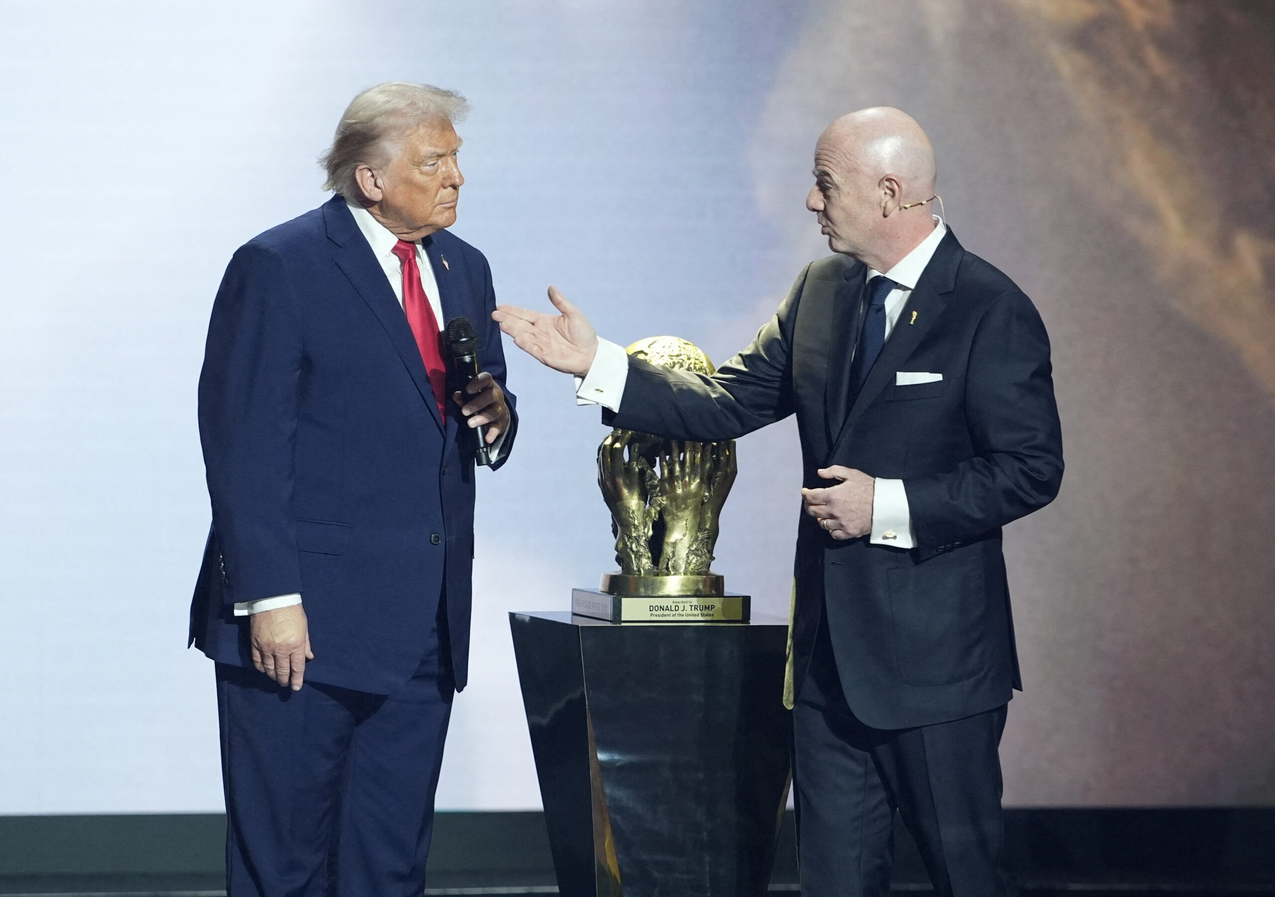 FT: Scandalul biletelor la Mondial din SUA. Cât au ajuns să coste. Nici Trump nu ar plăti atât