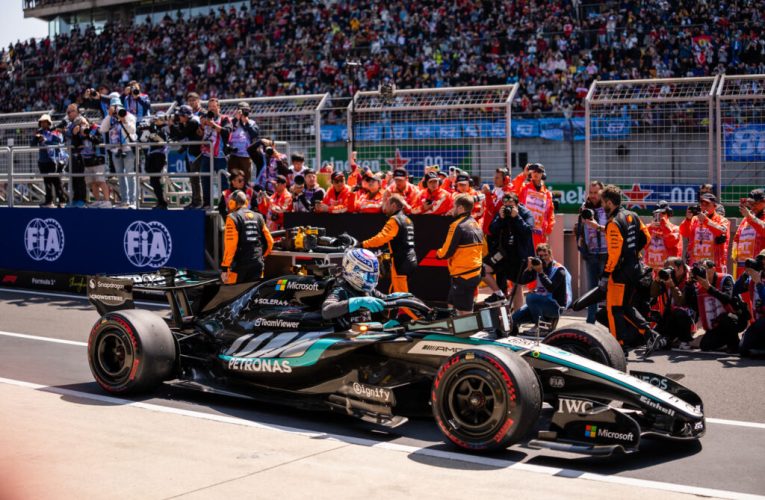 George Russell câștigă sprintul din Canada în Formula 1 după un duel tensionat cu Antonelli și Norris