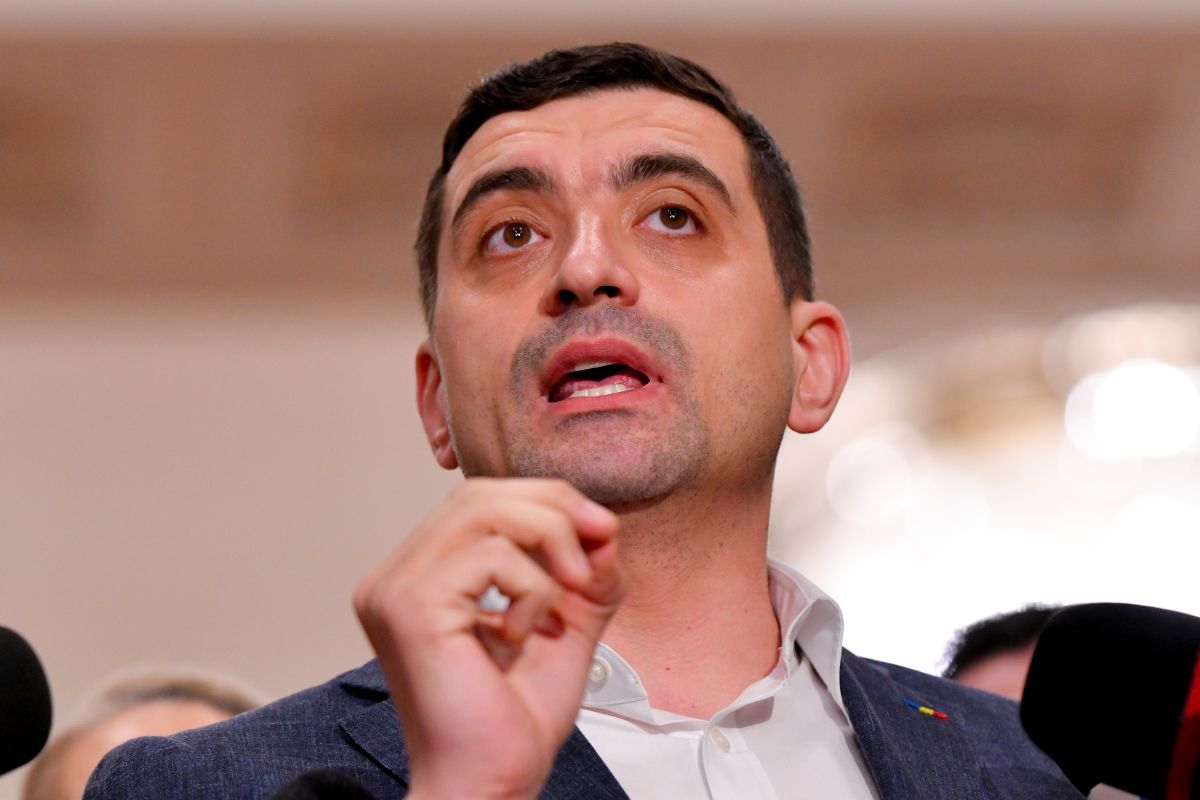 George Simion: Condamnăm atacul din această noapte, incompetența și impostură actualilor conducători