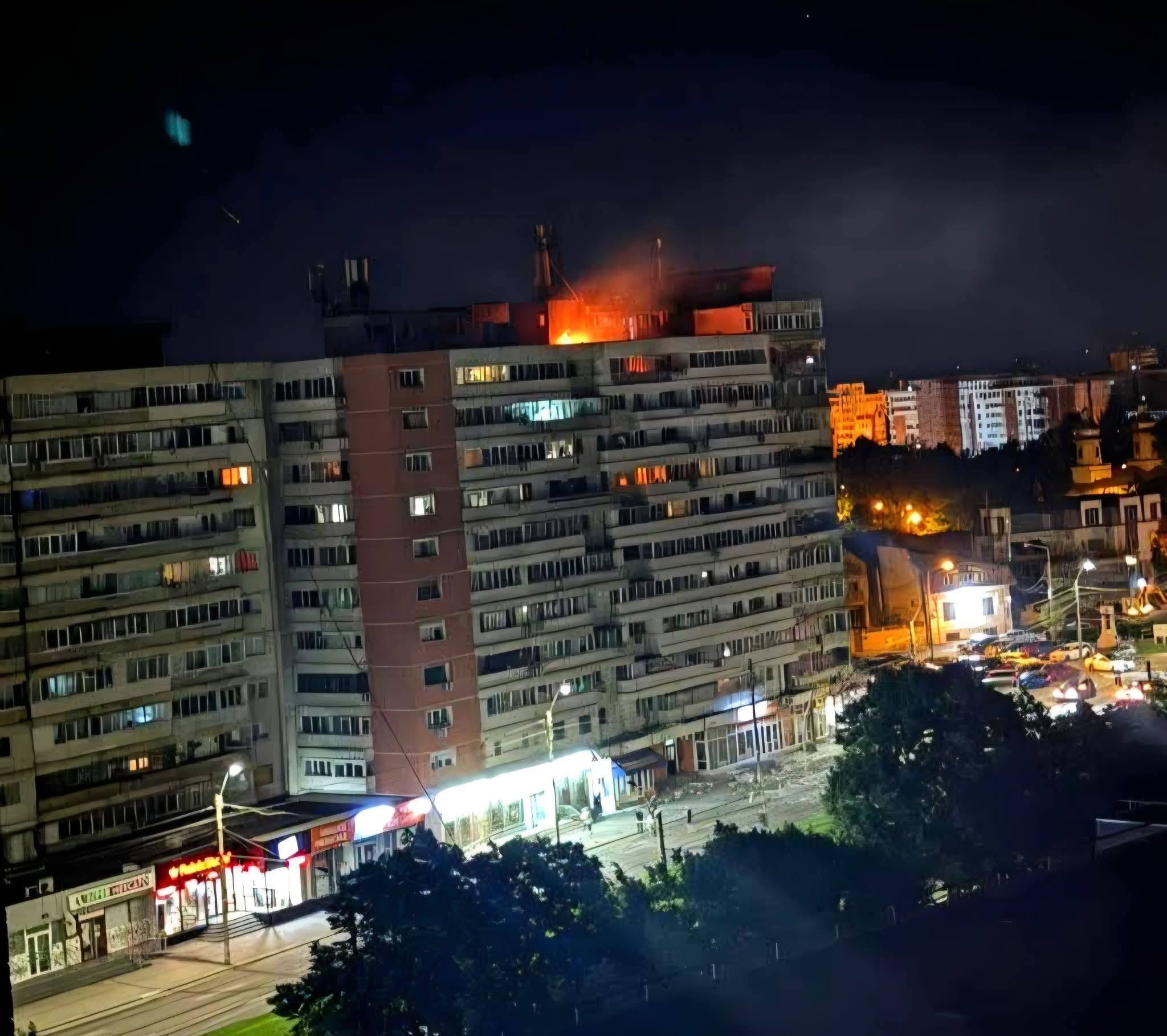 Incident în municipiul Galați. Posibil impact al unei drone asupra unui bloc de locuințe din zona BR (Stirex).