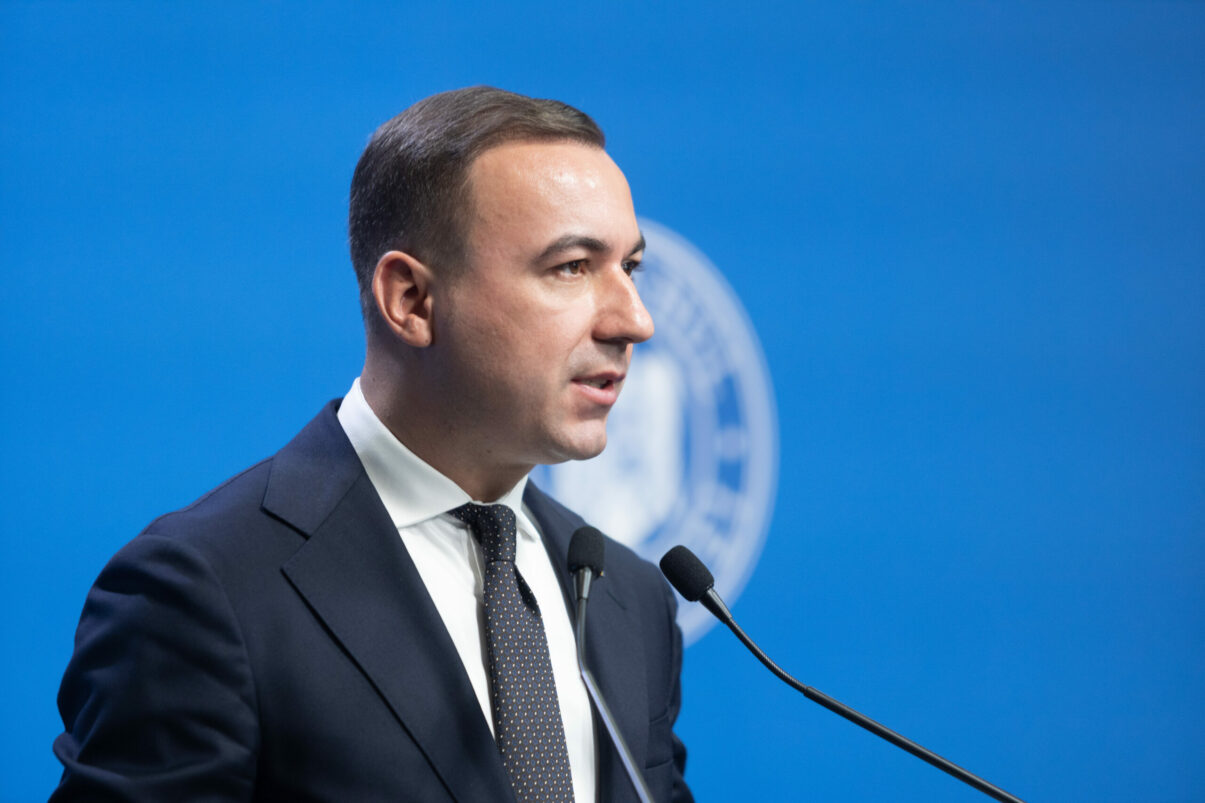 Ivan, atac la Gheorghiu: „Nu poți muta responsabilitatea unei companii de stat în curtea unei primării”