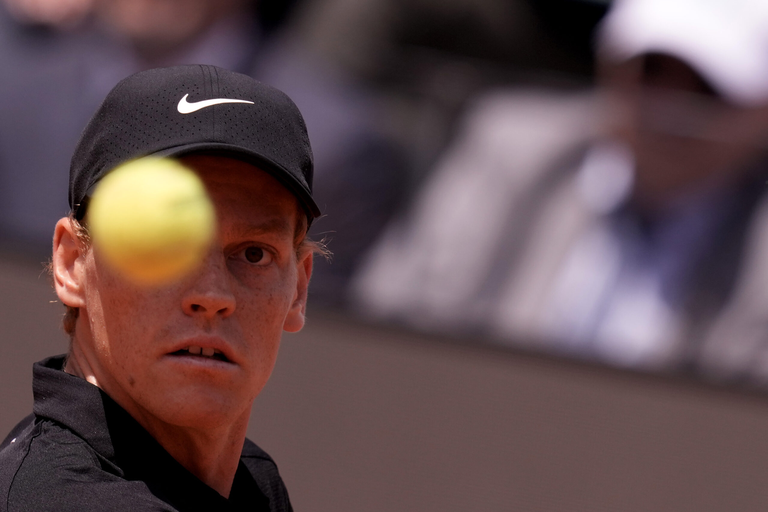 Jannik Sinner a câștigat turneul de la Roma după ce l-a învins pe Casper Ruud în finală