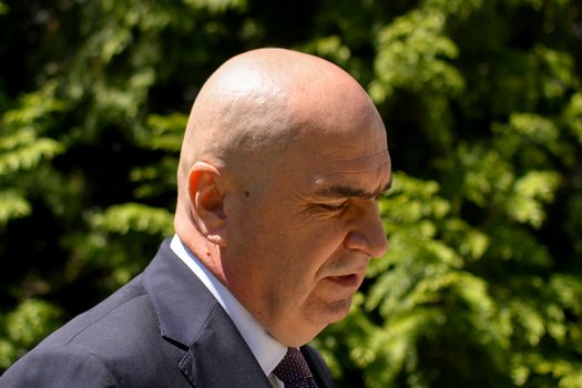 Mesaje de Rusalii de la liderii politici: Grindeanu, Bolojan și Manda fac apel la unitate și speranță