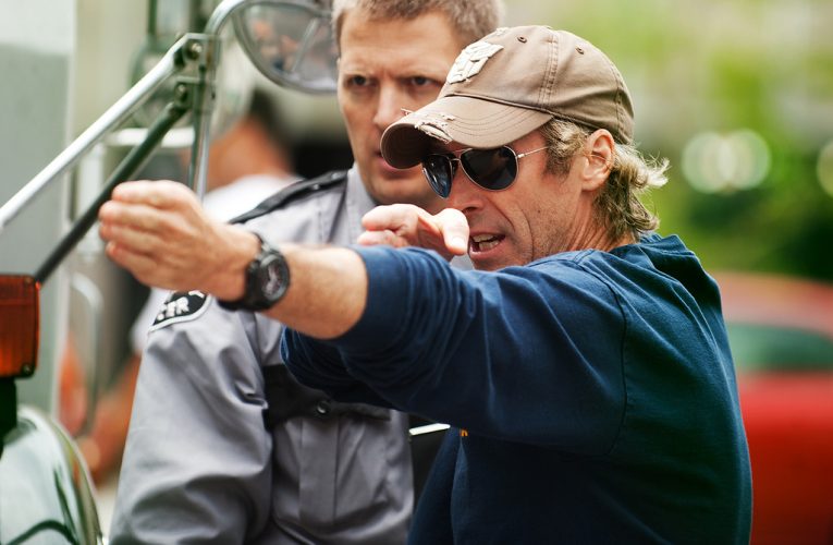 Michael Bay va regiza un film inspirat de misiunea de salvare a doi aviatori americani în Iran