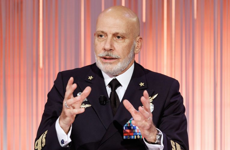 Miruță, discuție cu președintele Comitetului Militar al NATO despre importanța strategică a Mării Negre
