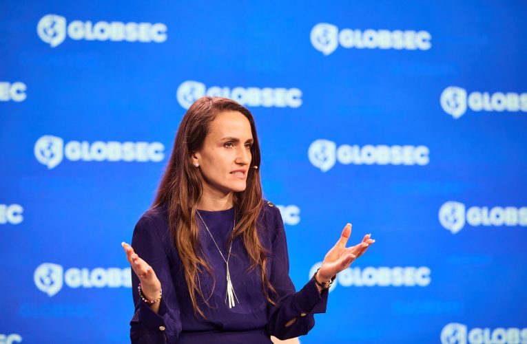Oana Țoiu, la Forumul GLOBSEC de la Praga. România promovează cooperarea și securitatea regională