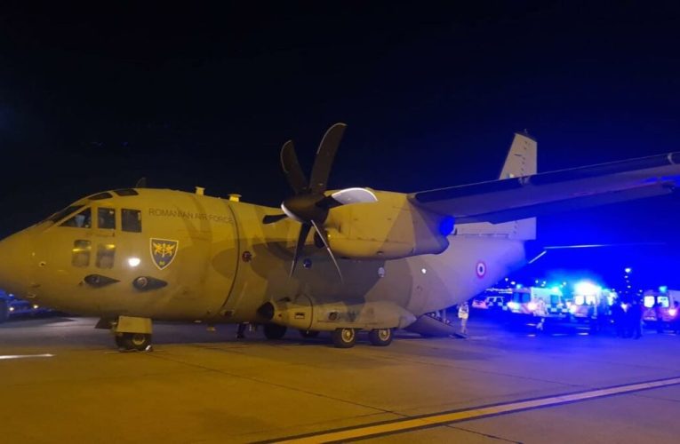 Pacient cu arsuri transportat pe ruta Otopeni – Bruxelles de o aeronavă a Forțelor Aeriene Române