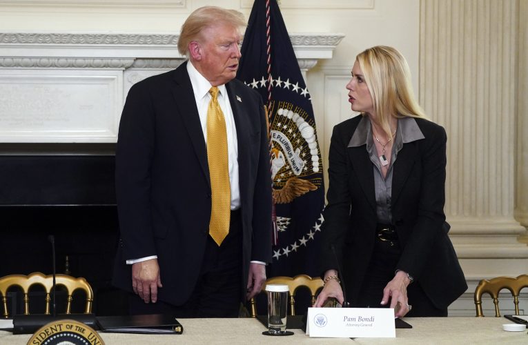 Pam Bondi, fost procuror general al SUA, diagnosticată cu cancer