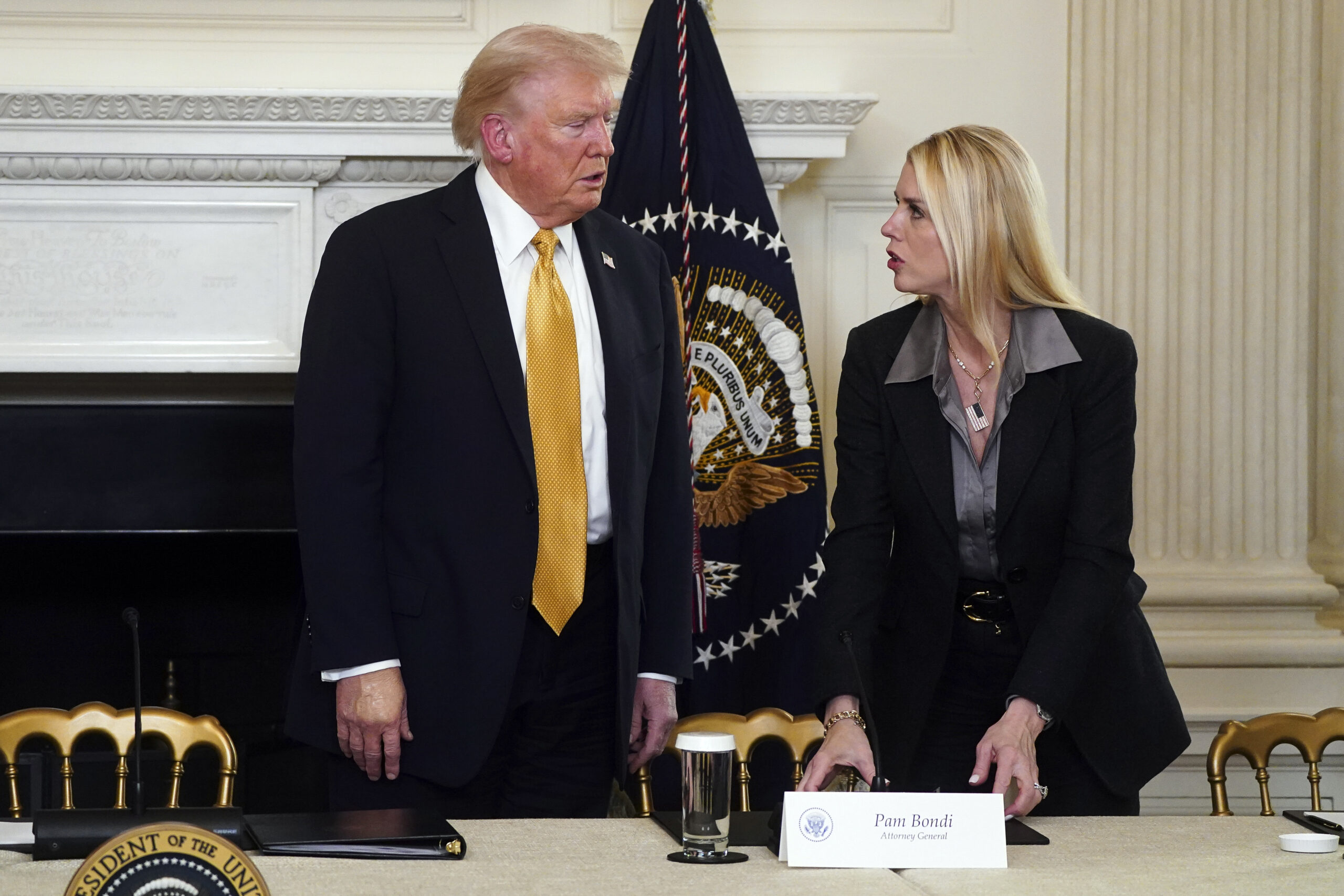 Pam Bondi, fost procuror general al SUA, diagnosticată cu cancer