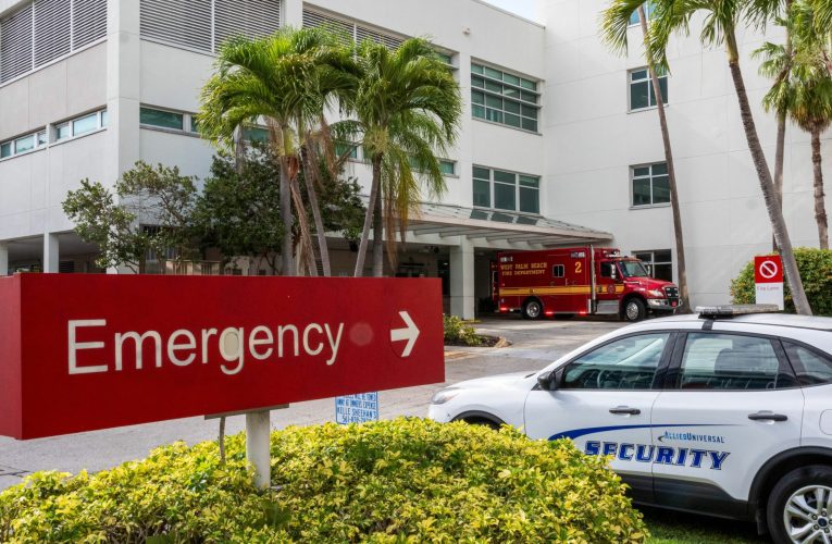 „Posibilă” explozie a unei ambarcațiuni în apropiere de Miami Beach. Cel puțin 11 persoane au ajuns la spital
