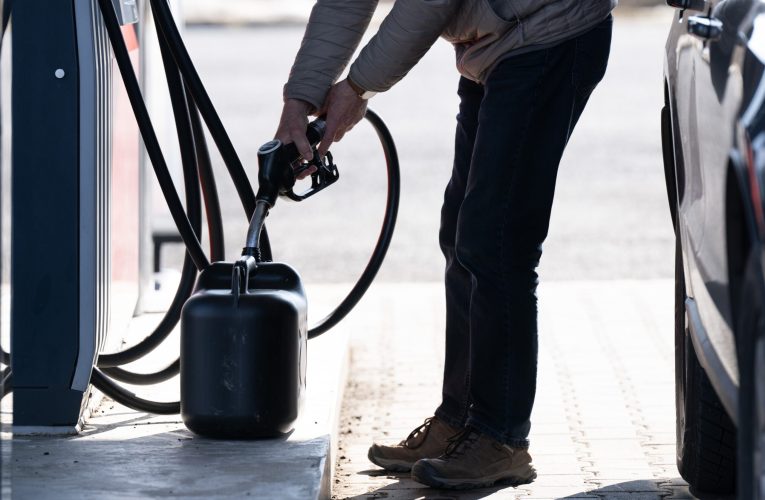 Prețul benzinei în SUA a crescut cu 50% după războiul cu Iranul