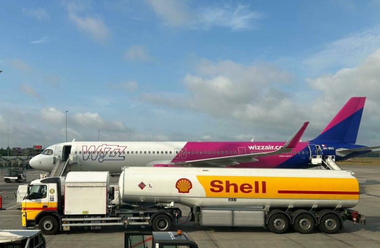 Prețul biletelor de avion nu poate fi majorat după cumpărare din cauza scumpirii combustibilului