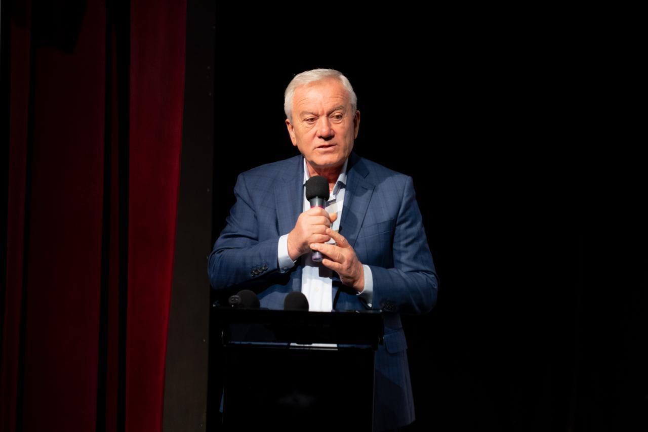 Primar PSD: Cruciada bunului simț începută de Ilie Bolojan trebuie să continue. PNL crește, Ilie Bolojan crește, PSD crește și el, dar ca morcovul
