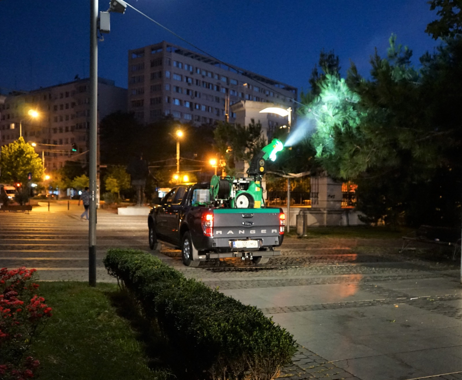 Primăria Capitalei anunță începerea primului tratament de combatere a țânțarilor adulți