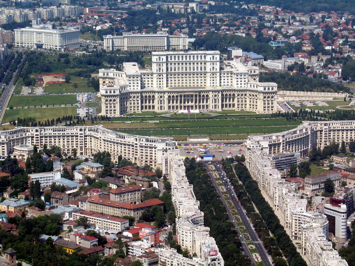 Probleme cu transportul și cazarea pentru fanii Arsenal din finala Cupei Campionilor de la Budapesta / Un expert în călătorii le sugerează Bucureștiul