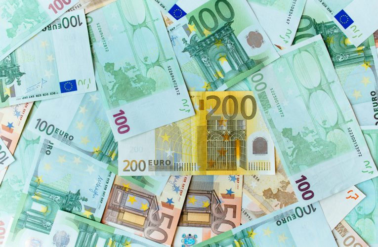 Procurorul general Alexandru Machidon explică cei 75.000 de euro găsiți în spatele butoaielor de vin