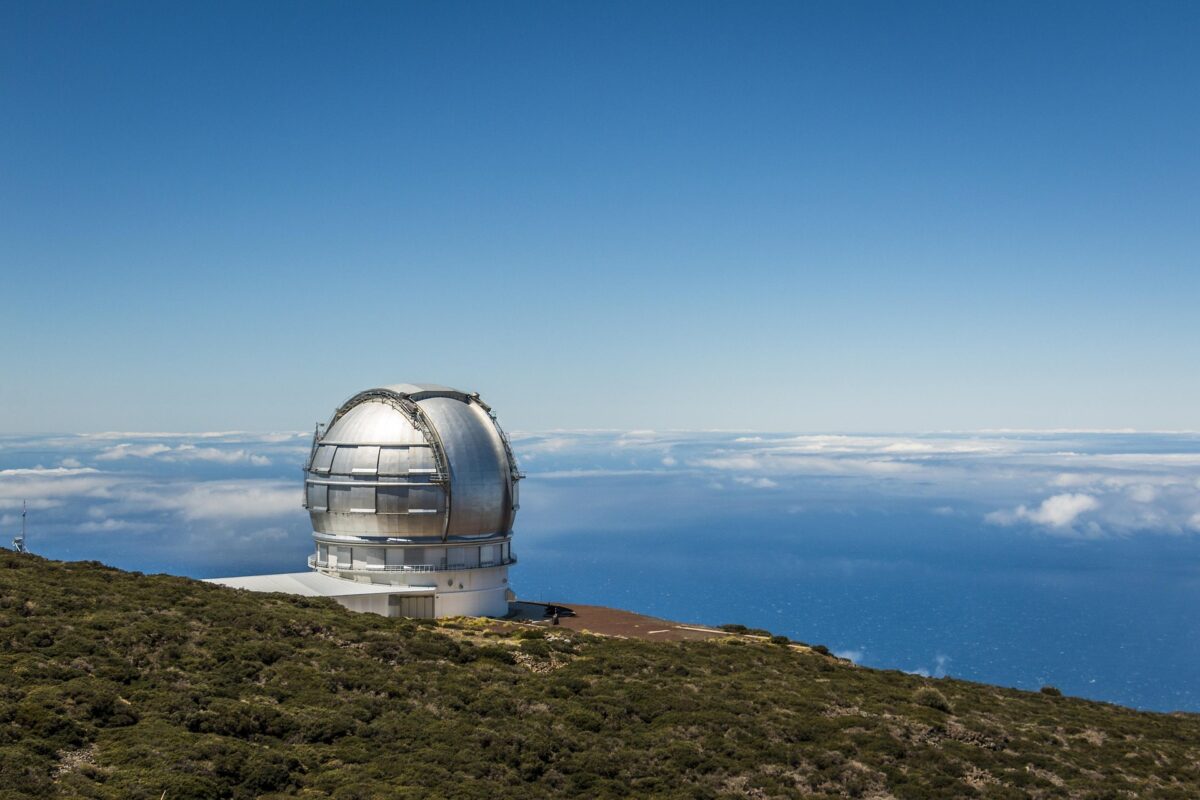 Rivalitatea dintre SUA și China ar putea bloca două proiecte de telescoape astronomice din Anzi