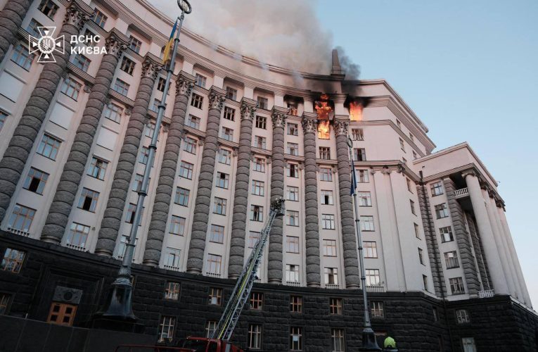 Rusia solicită ambasadelor străine de la Kiev să-și evacueze personalul înainte de posibile atacuri de represalii din 9 mai