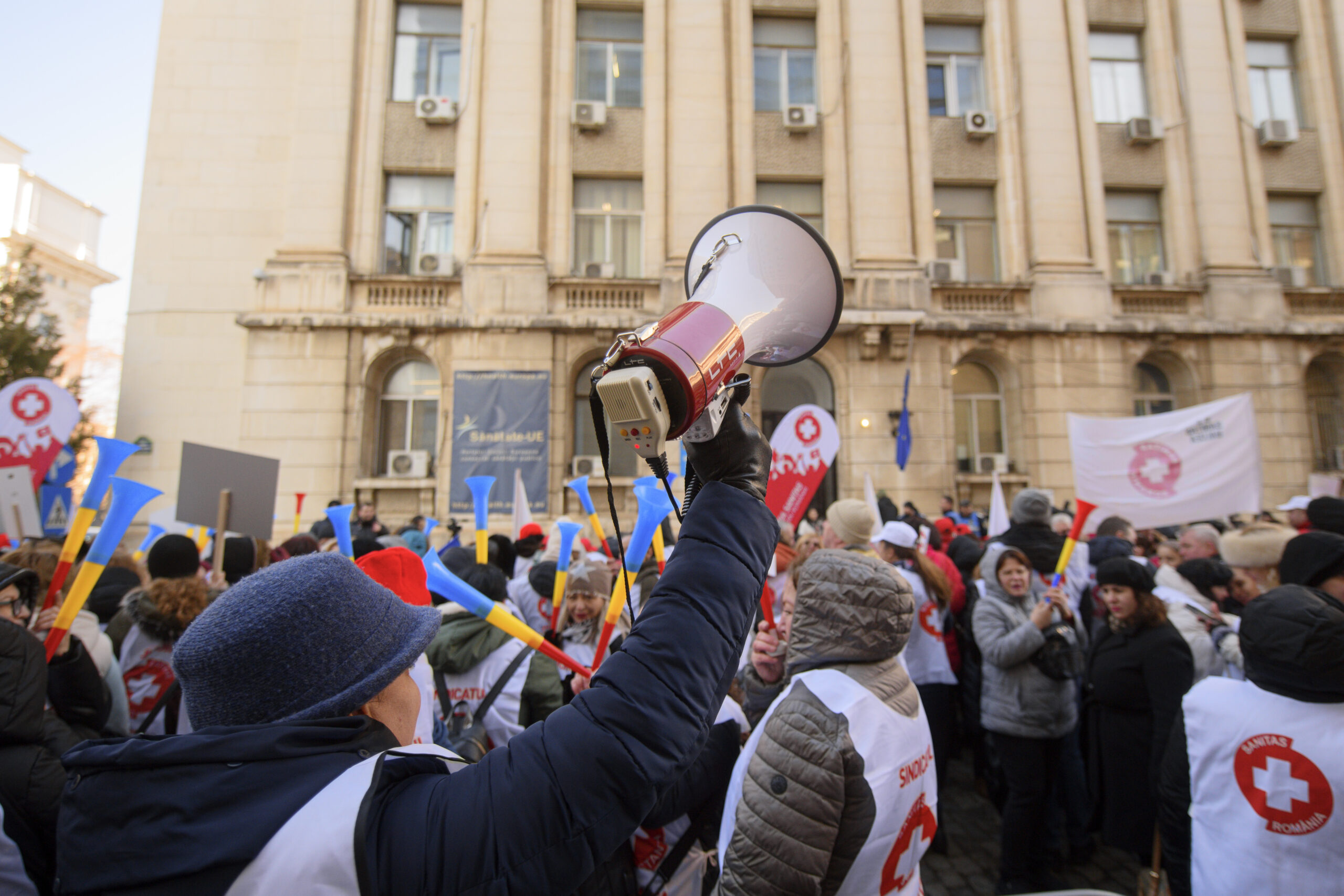 Se anunță primele proteste față de proiectul noii legi a salarizării: „Forma publicată, departe de angajamentele și principiile discutate cu reprezentanții Guvernului”
