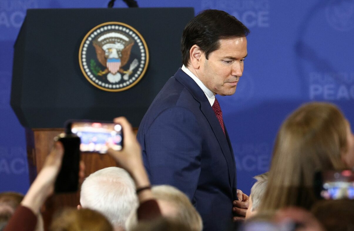 Secretarul de stat american Marco Rubio participă la reuniunea NATO din Suedia. Pentagonul clarifică situația trupelor americane din Europa
