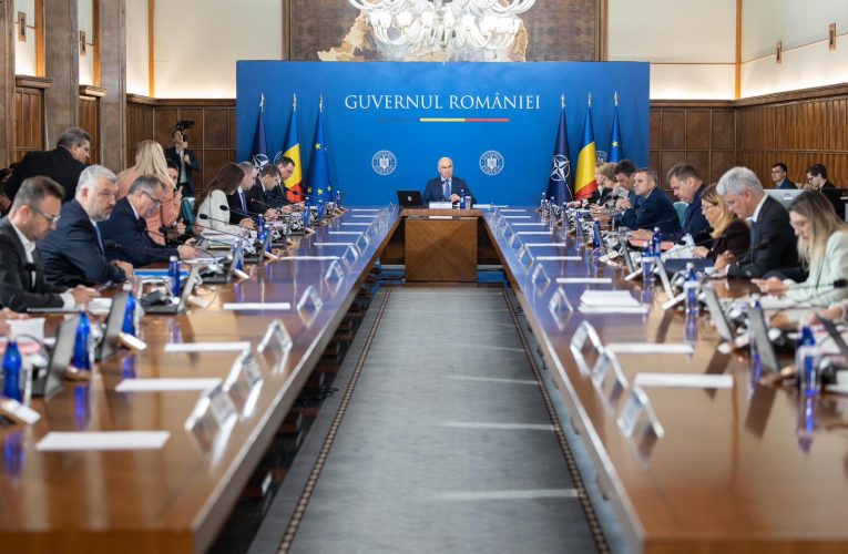 Ședință extraordinară de Guvern marți dimineața, înaintea votului pe moțiune
