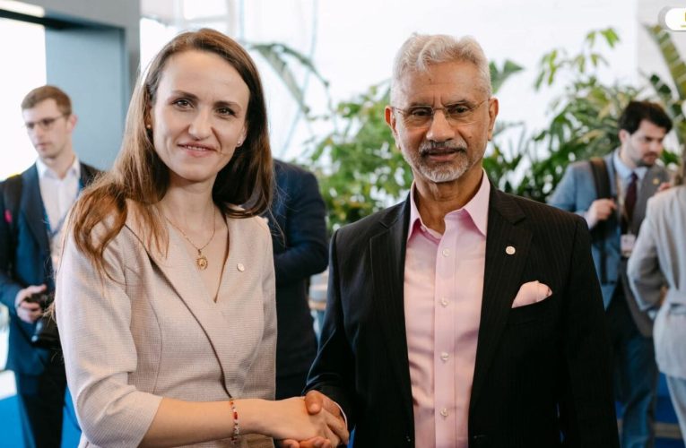 Șefii diplomației din România și India au discutat despre investiții în apărare, energia regenerabilă și oțel
