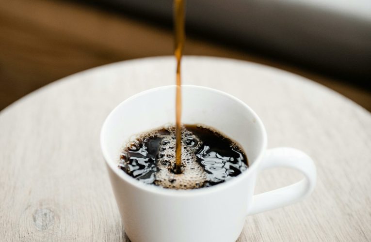 Studiu. Cofeina din sânge ar putea influența grăsimea corporală și riscul de diabet