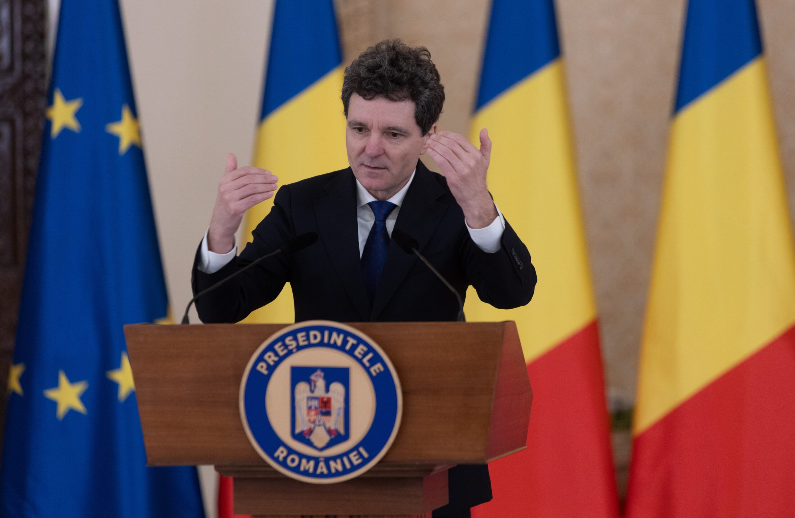 Surse: Nicușor Dan nu se va grăbi cu noul premier. Demisul Ilie Bolojan va mai sta la Palatul Victoria