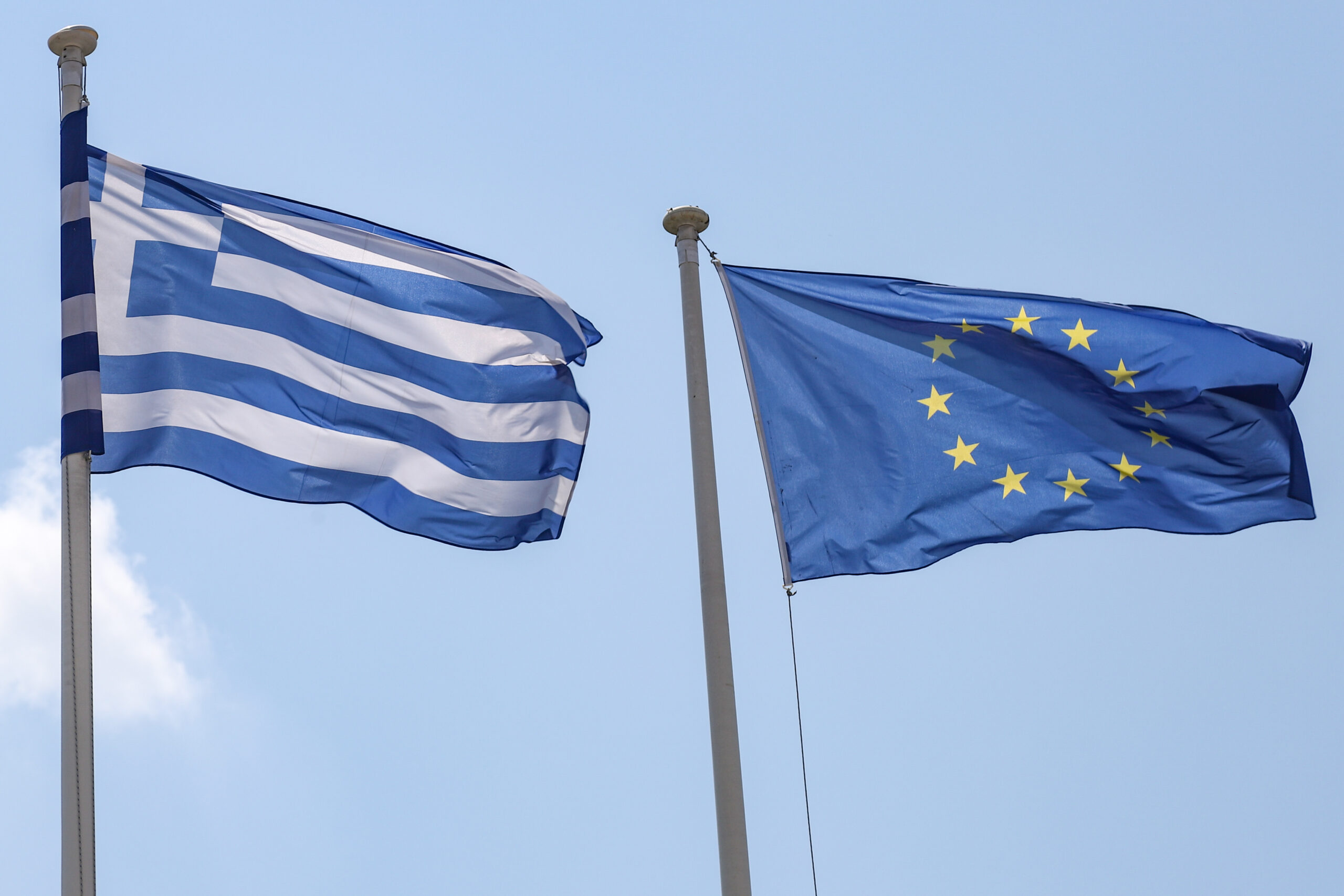 Tensiuni între Grecia și Turcia. Atena cere intervenția Uniunii Europene în disputa privind pescuitul din Marea Egee