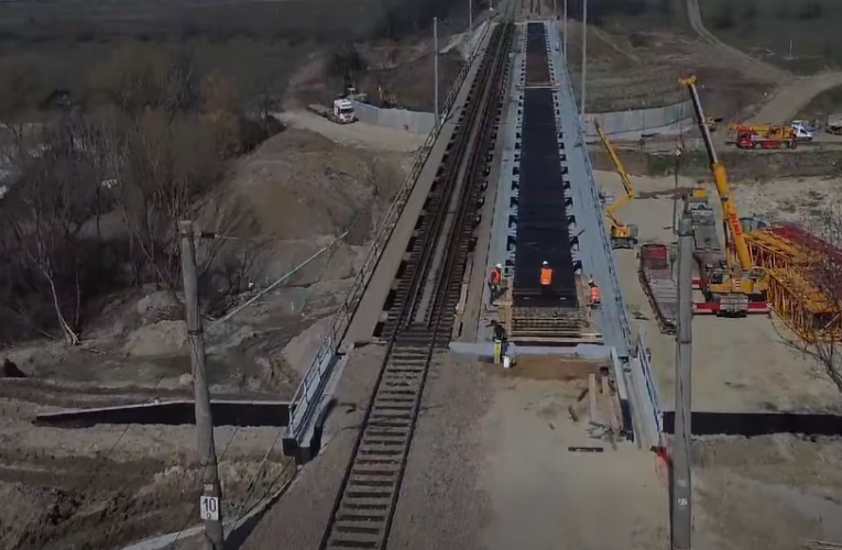 Teste la un viaduct feroviar din sudul României. CFR anunță cum va decurge operațiunea