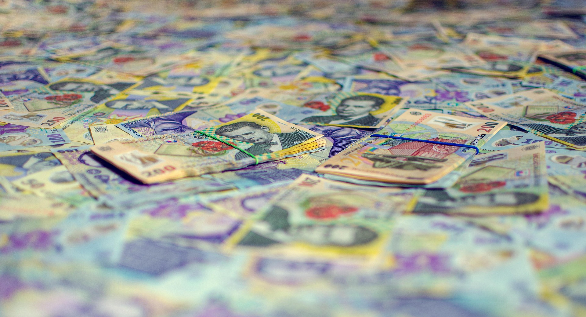 The state’s financial black holes: public companies that lost hundreds of millions of lei