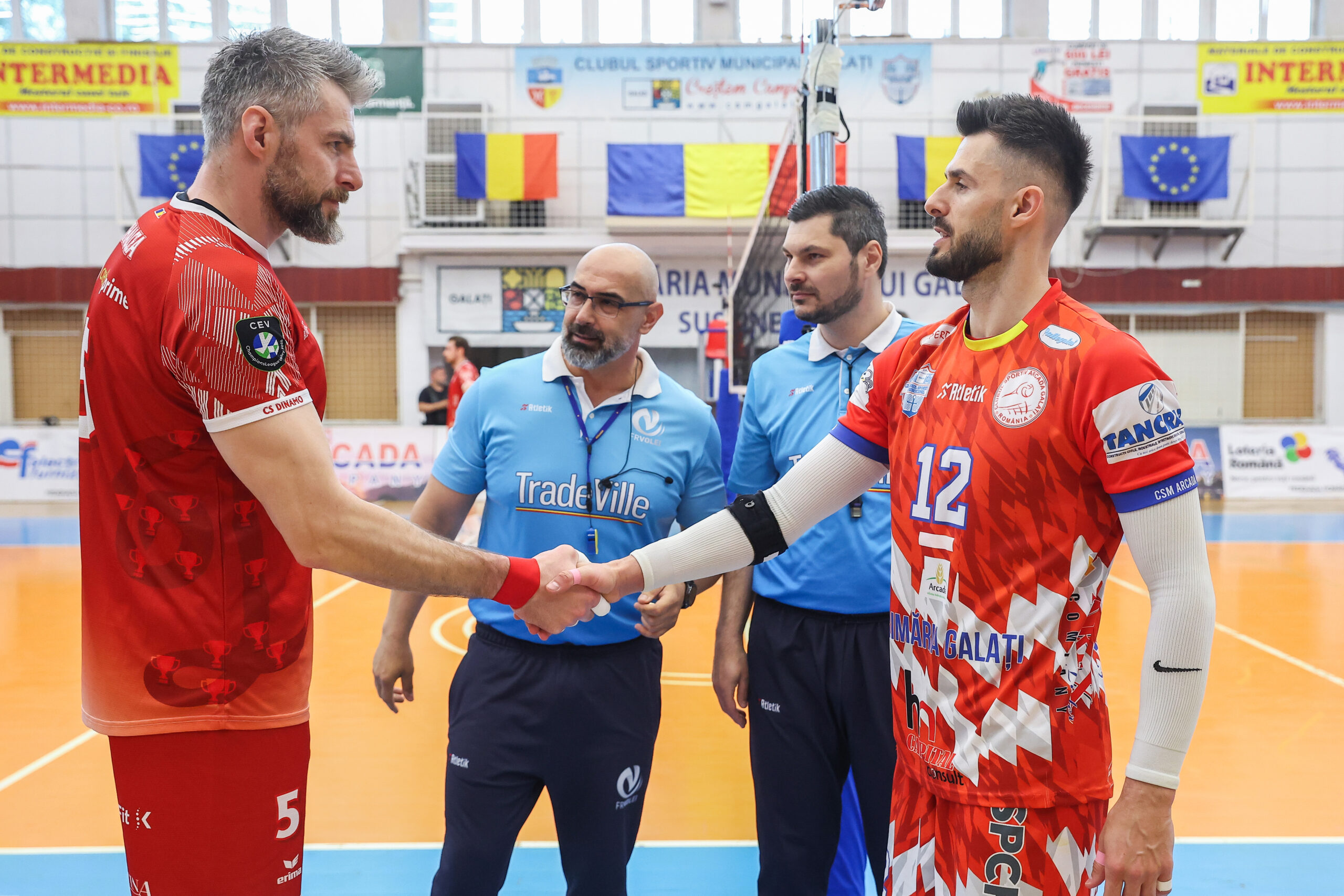 Titlul la volei masculin se decide vineri, în Capitală. Dinamo și Arcada joacă meciul decisiv al finalei