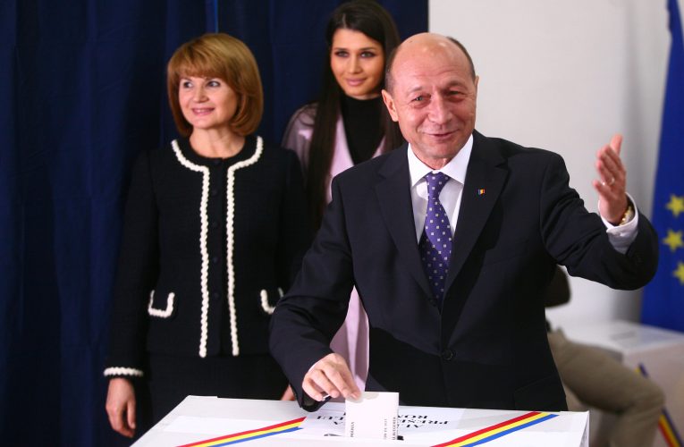 Traian Băsescu: „E o copilărie să desemnezi un premier neangajat politic”. Ce spune fostul președinte despre formarea unei noi majorități