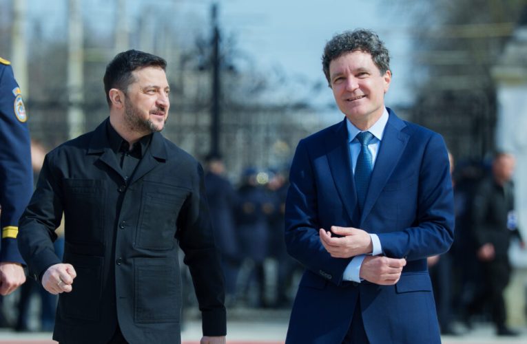 „Ucraina este pregătită să apere România”. Anunțul lui Zelenski după discuția cu Nicușor Dan