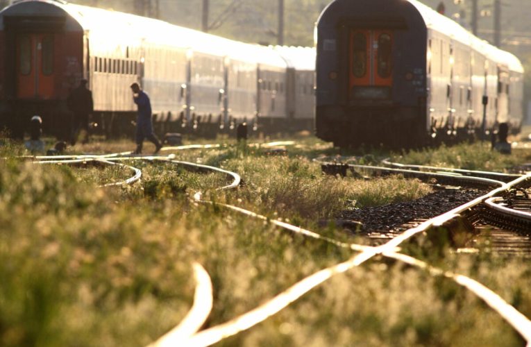 Un vagon al unui tren InterCity a deraiat în gara Suceava