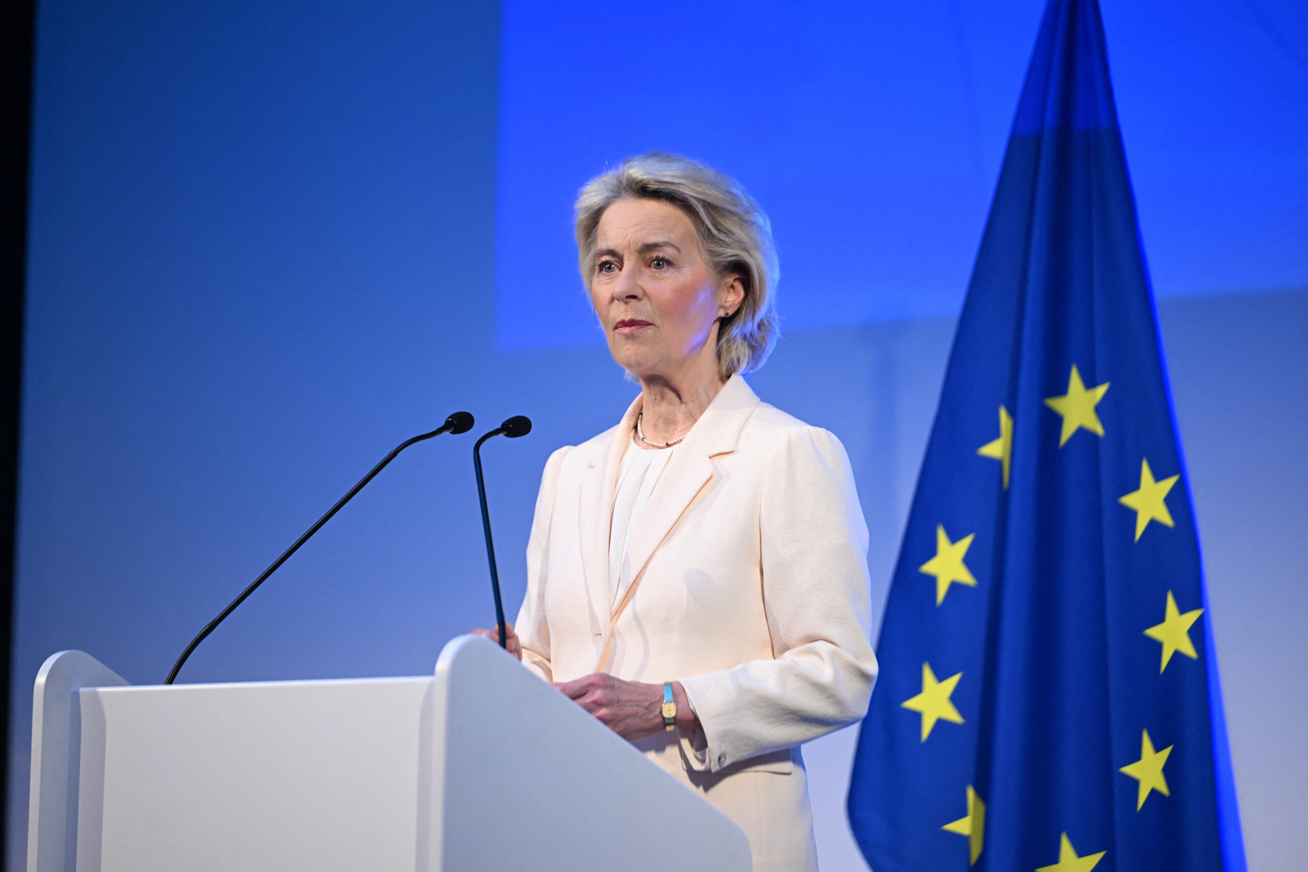 Ursula von der Leyen: UE ia în calcul restricționarea rețelelor sociale pentru minori, posibil din această vară