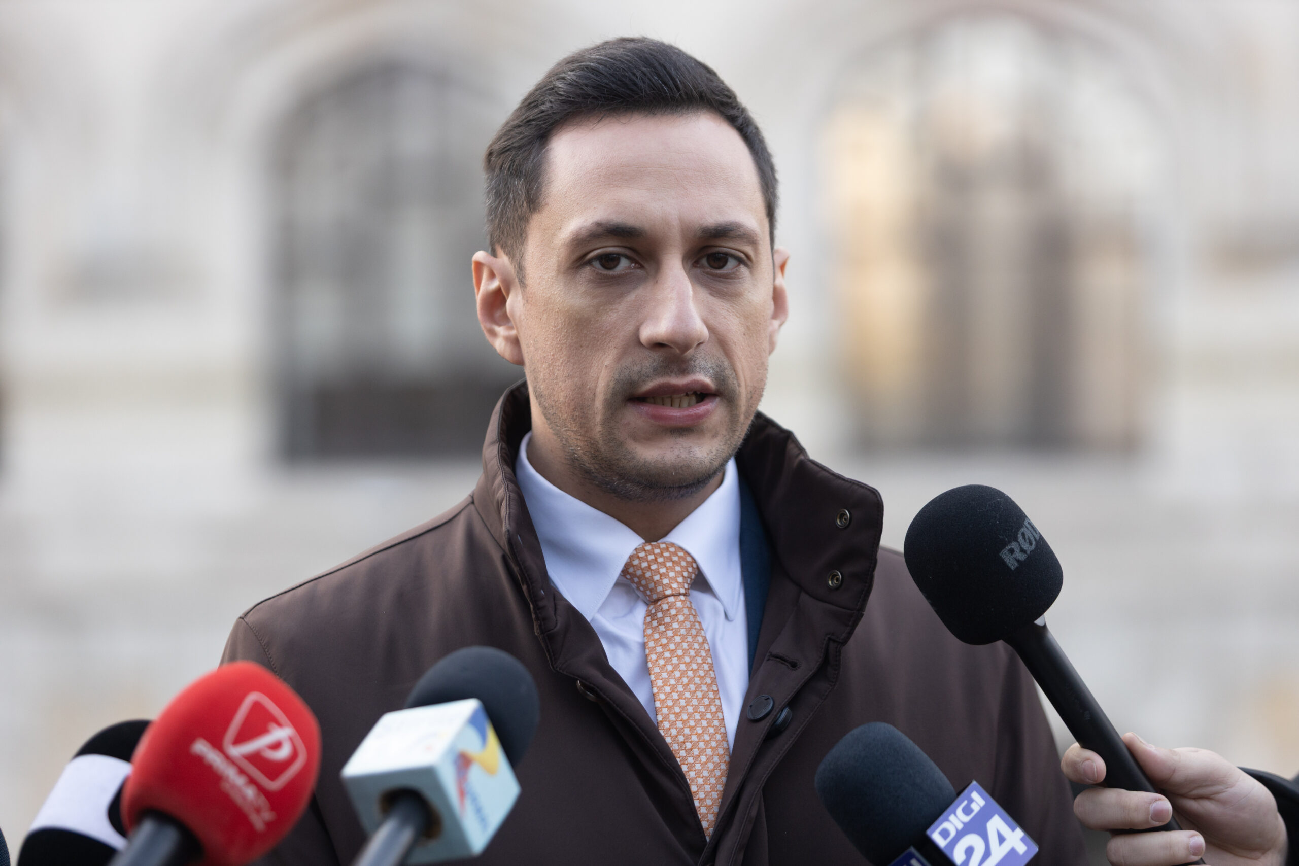 Vlad Gheorghe, despre datele INS: Cei care au produs acest dezastru economic să fi rămas la masă