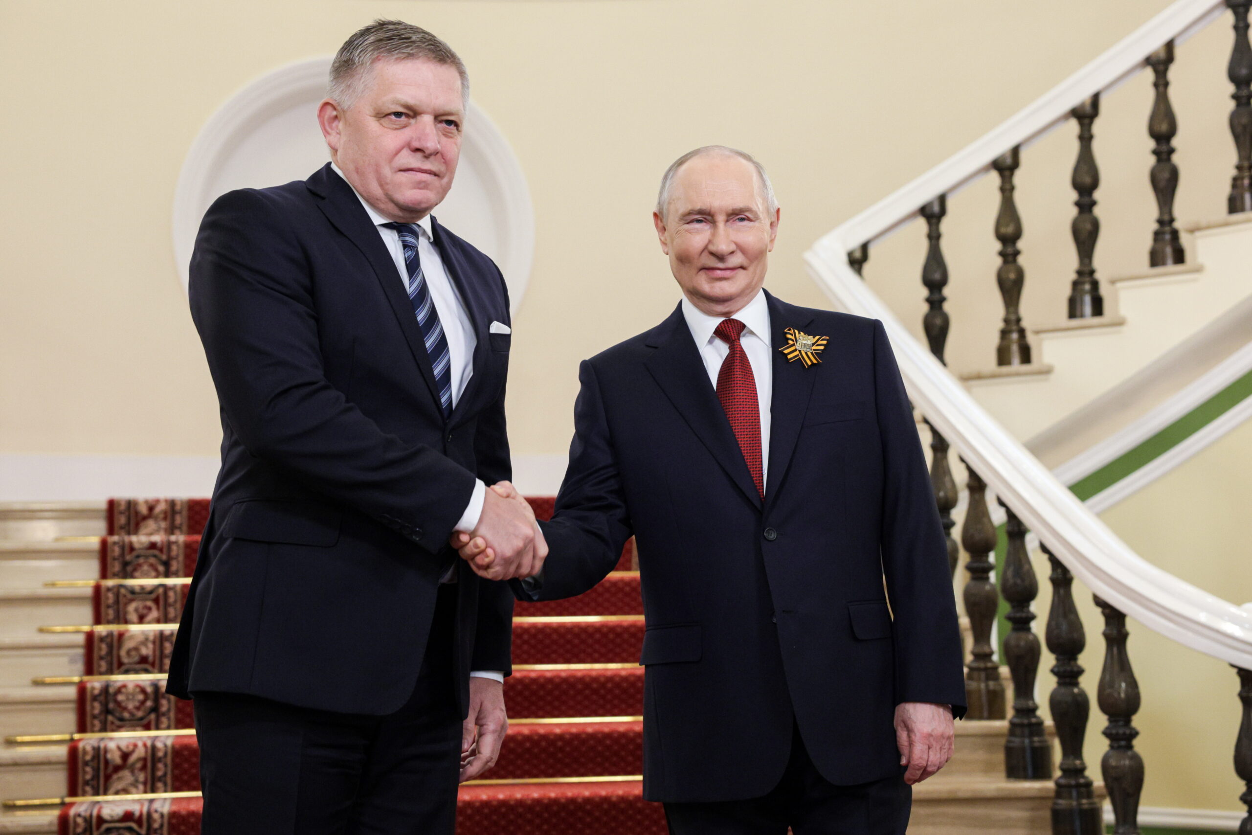 „Vom face tot posibilul”. Ce asigurări i-a dat Putin premierului slovac Fico la întâlnirea de la Kremlin