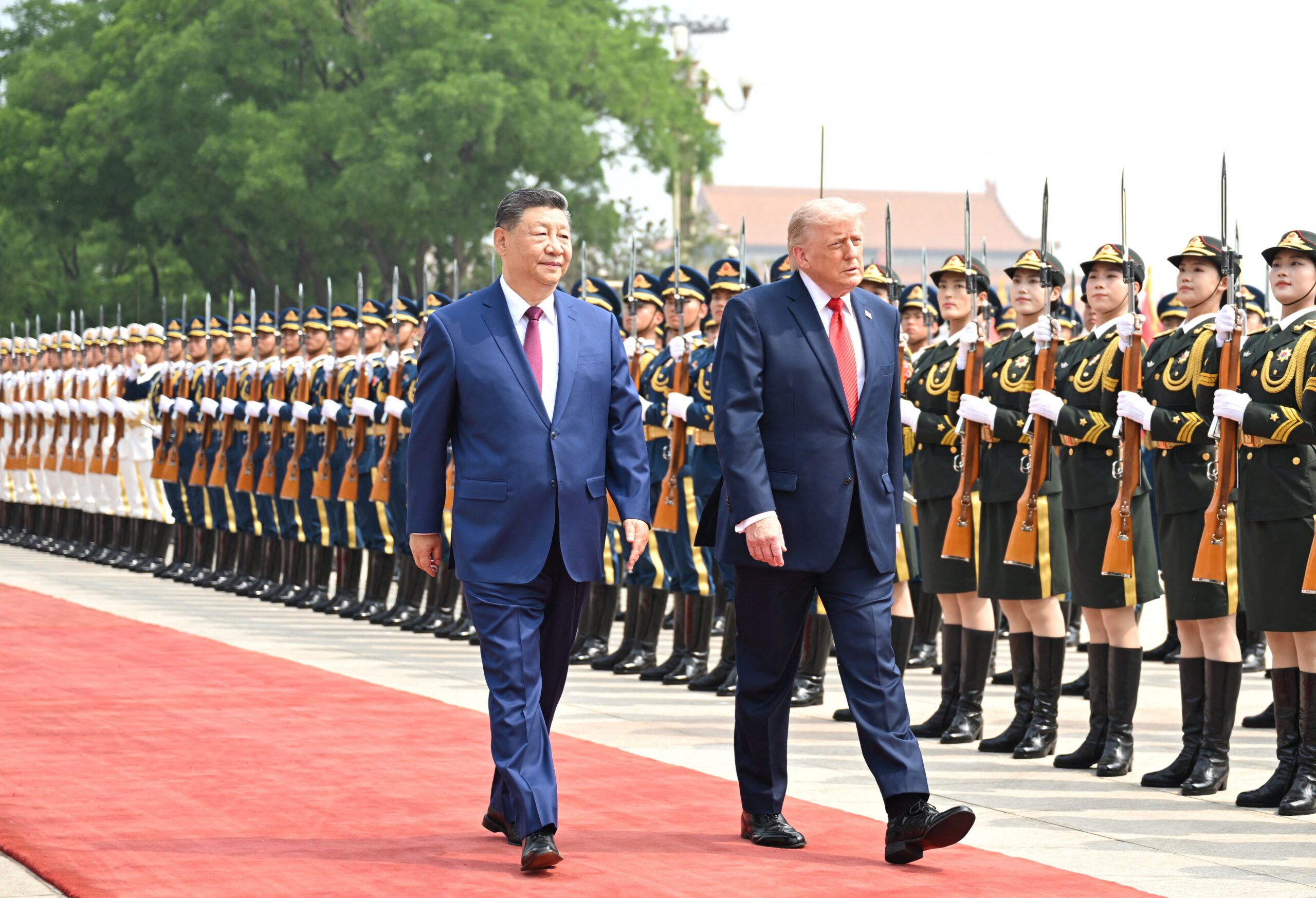 Xi Jinping a criticat dur „remilitarizarea” Japoniei în cadrul summitului cu Donald Trump
