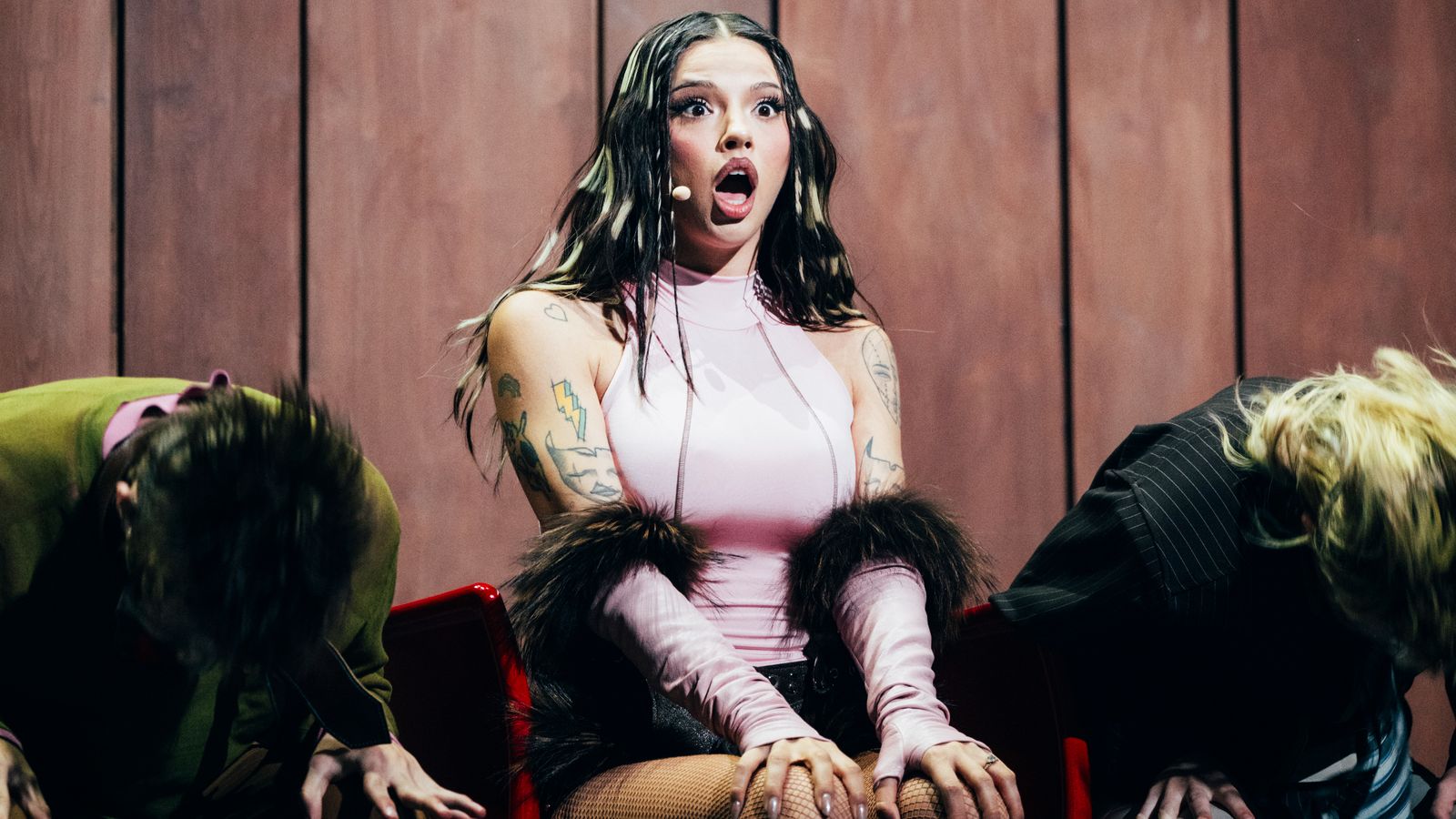 „Am vrut să renunț de două ori la Eurovision” / Cum a ajuns Dara să aducă Bulgariei prima victorie din istorie
