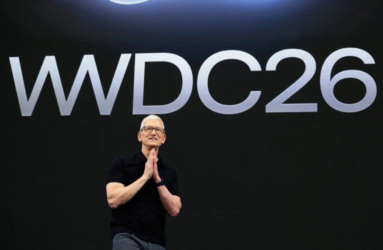 Apple lansează Siri AI și intră mai agresiv în cursa inteligenței artificiale. Ultima conferință WWDC condusă de Tim Cook