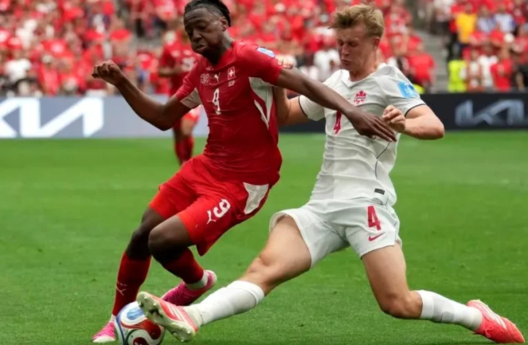 Canada pierde primul loc în grupă după înfrângerea cu Elveția și va juca în optimile Cupei Mondiale la Los Angeles