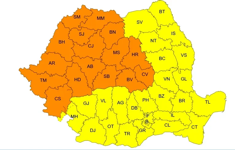Caniculă sâmbătă în toată țara. 16 județe, sub avertizare Cod portocaliu